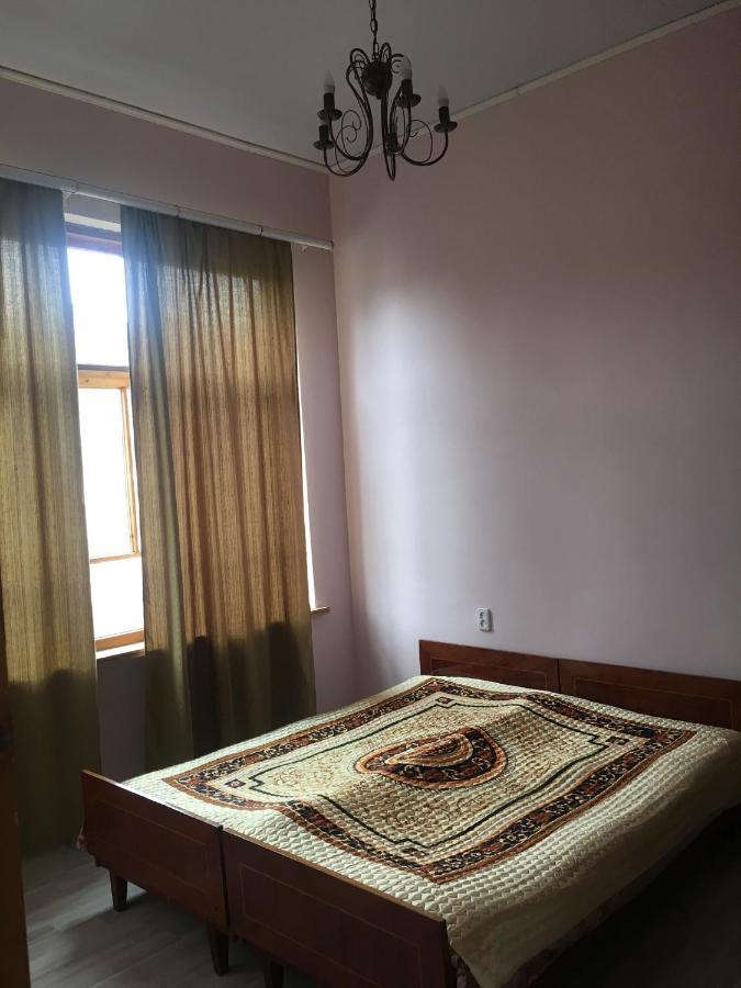 Hôtel Private house à Soukhoumi Extérieur photo
